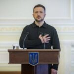 Зеленський нагородив 18 енергетиків, одного з них посмертно