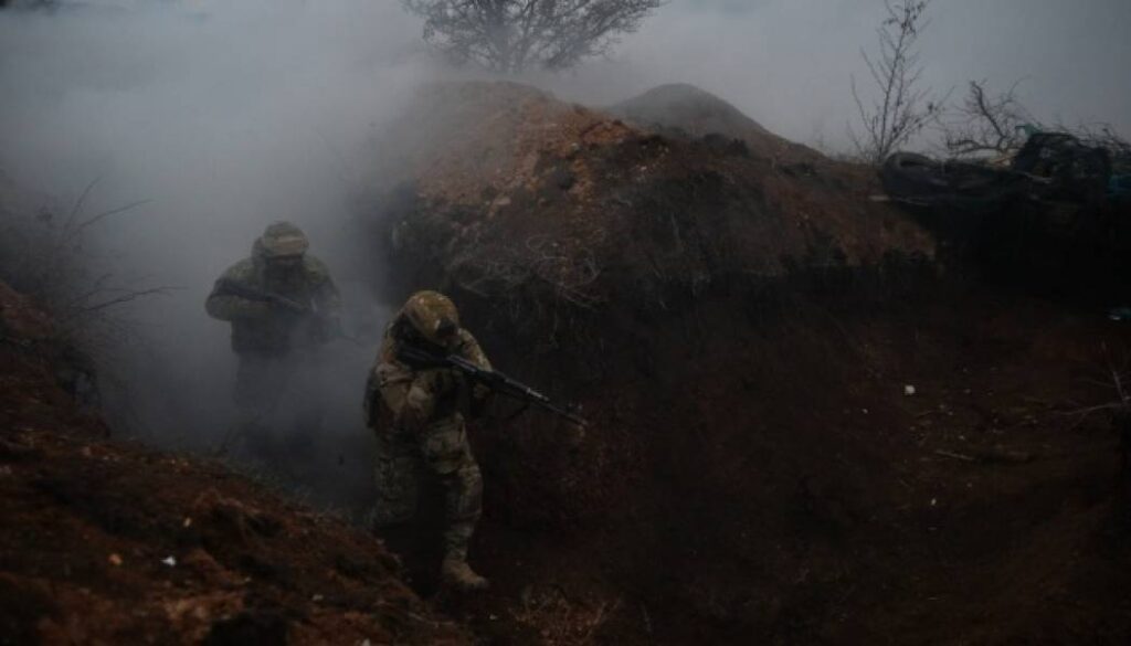Від початку доби на фронті зафіксовано 79 бойових дій, бойові дії ведуться на чотирьох напрямках. 5