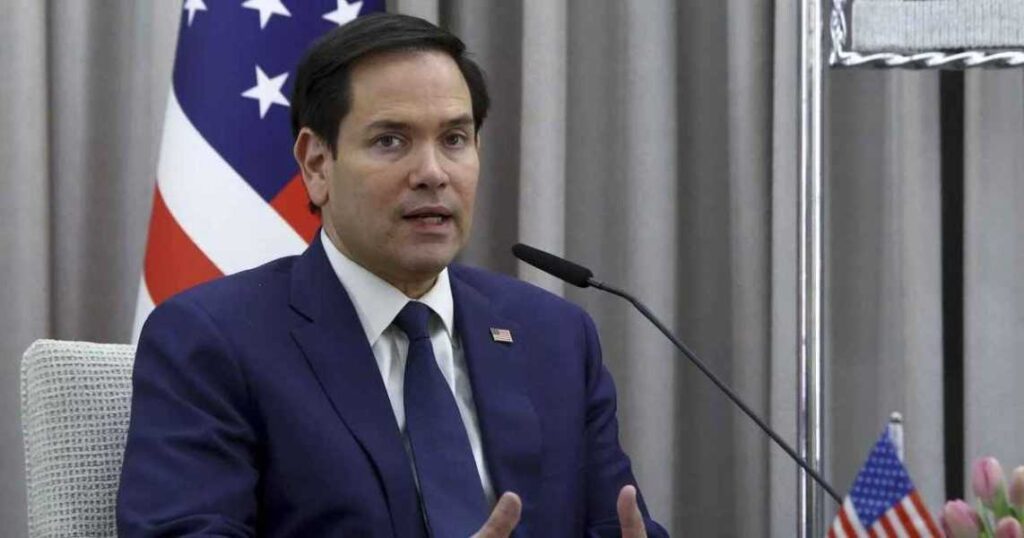 Рубіо привітав росіян з Днем Росії від імені «американського народу» 17
