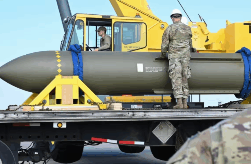Трамп відкладає удар по Ірану через сумніви щодо ефективності американської зброї, – The Guardian