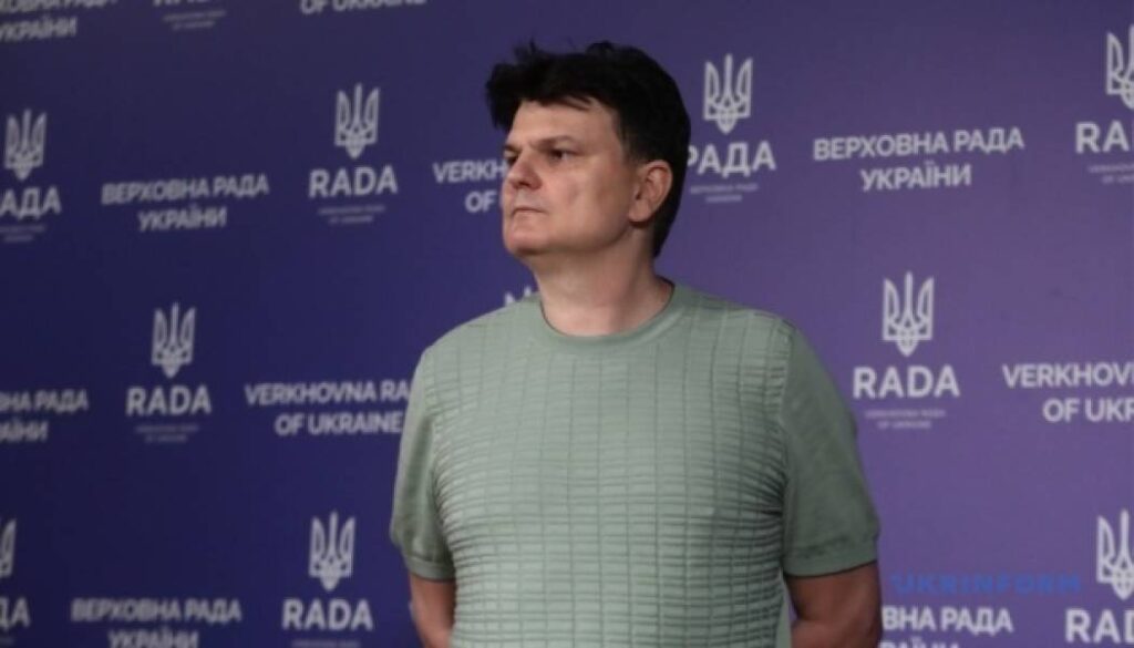 Рада пояснила, на які категорії осіб поширюється закон про множинне громадянство 15 Рада пояснила, на які категорії осіб поширюється закон про множинне громадянство 15