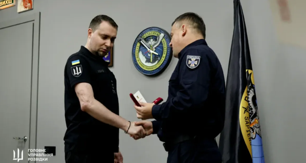 Буданов «похизувався» величезним шрамом на руці: що з ним сталося 3 Буданов «похизувався» величезним шрамом на руці: що з ним сталося 3