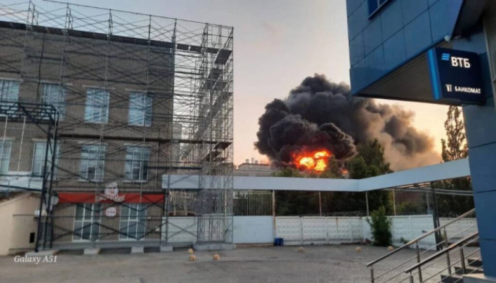 Сили оборони завдали удару по об'єкту російського військово-промислового комплексу в Чебоксарах, де виготовлялися антени для компанії Shahed 16