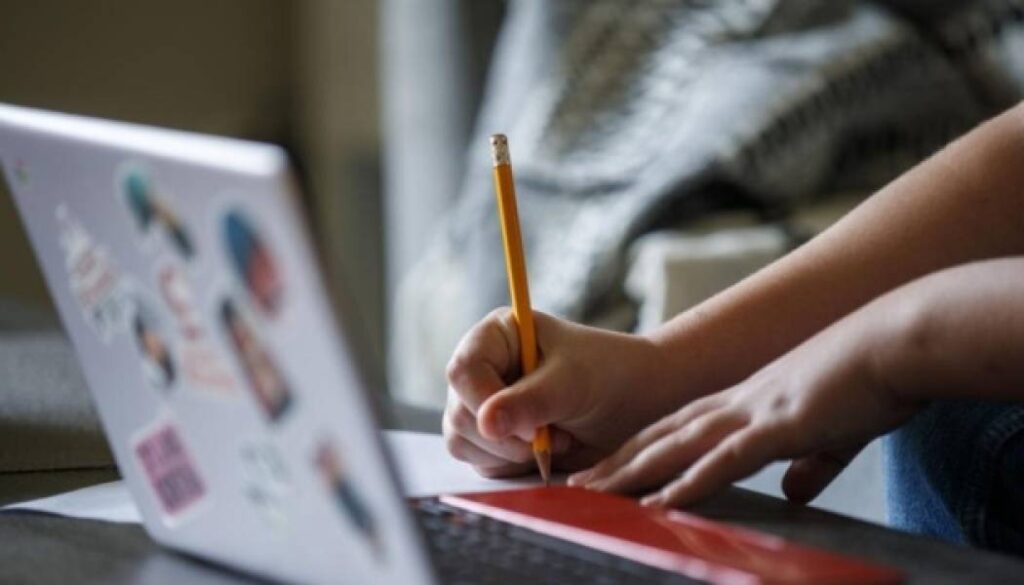 Міністерство освіти оновило правила дистанційного навчання: що зміниться з 1 вересня 38 Міністерство освіти оновило правила дистанційного навчання: що зміниться з 1 вересня 38