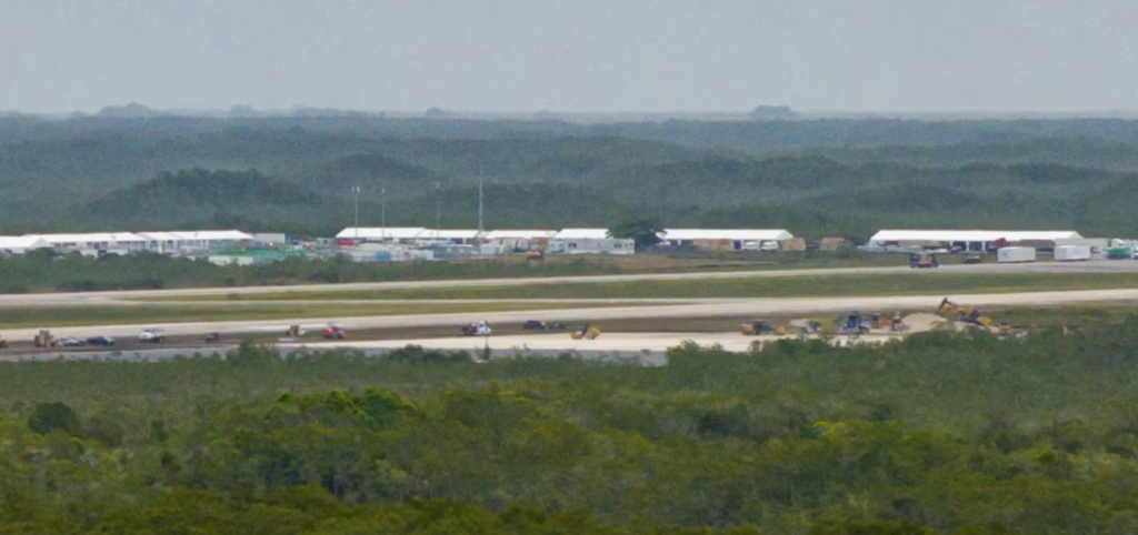 У Флориді розпочалося будівництво нового центру утримання мігрантів 5