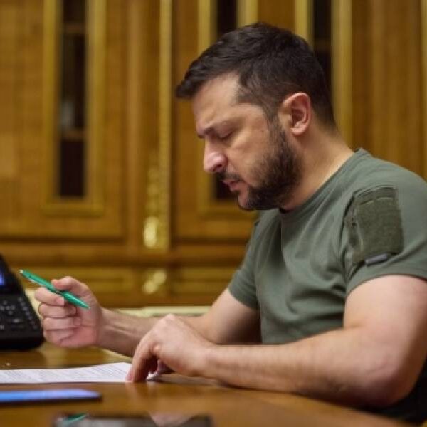 Зеленський підписав закон, що посилює відповідальність Росії за депортацію дітей