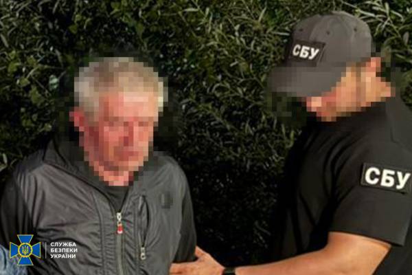 СБУ та Нацполіція затримали ще сімох організаторів схем ухилення від мобілізації 7 СБУ та Нацполіція затримали ще сімох організаторів схем ухилення від мобілізації 7