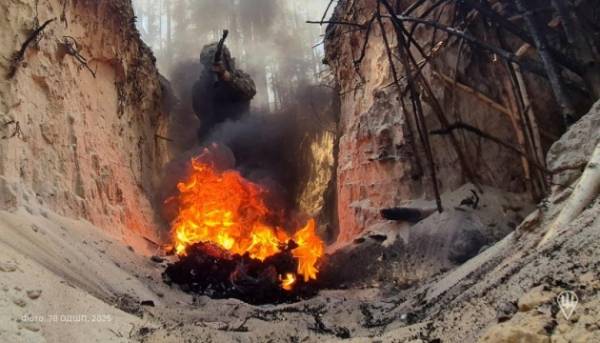 За минулу добу на передовій відбулося 172 бойових…