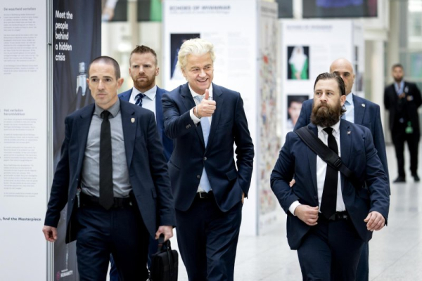 Голландські виборці вийшли на вибори вдруге менш ніж за 2 роки