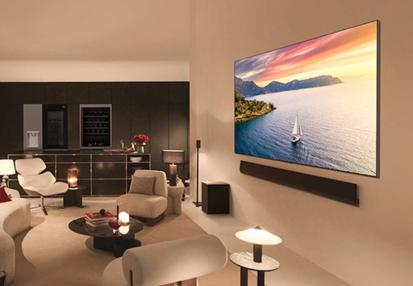 Людське око важко розрізняє високу роздільну здатність дисплея.