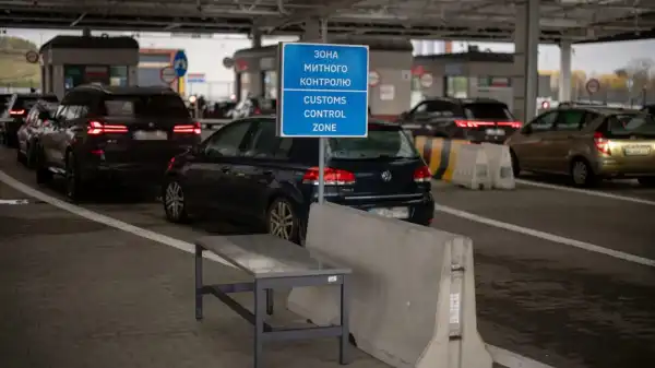 Головна 45 Прикордонний ажіотаж: у Держприкордонслужбі пояснили причини черг