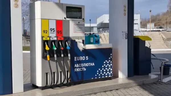 Ціни на АЗС: Як підвищилася вартість бензину 20 березня 11