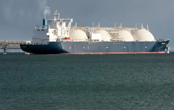 Світ стоїть на порозі значного дефіциту газу через конфлікт в Ірані, — FT 1