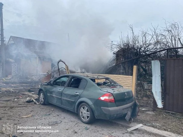 Унаслідок обстрілу в Запоріжжі зруйновано приватний будинок. / © Очільник Запорізької ОВА Іван Федоров