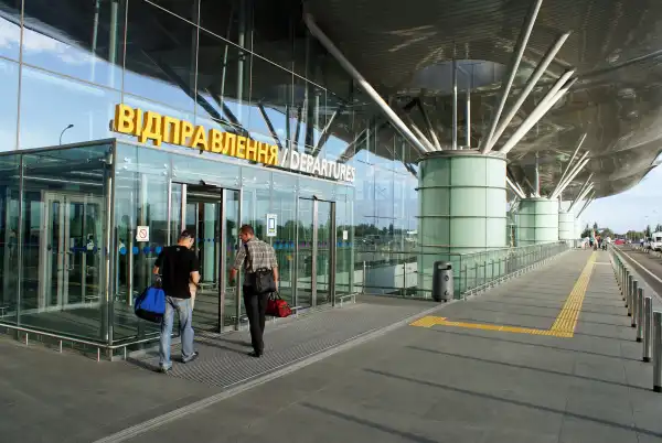 Міністерство розвитку громад, територій та інфраструктури України визначило критерії для відновлення польотів цивільної авіації в країні. 12