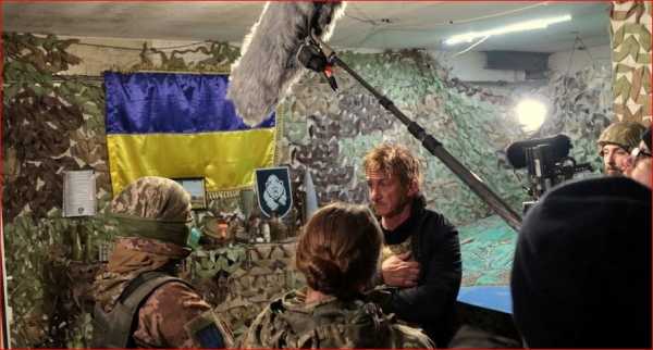 Шон Пенн знявся в українській кінострічці "Війна очима тварин" за символічну плату в один долар. 6