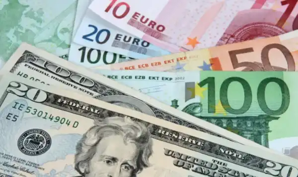 Вартість долара та євро в обмінниках і банках 31 березня 16