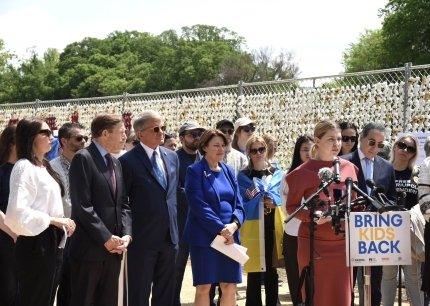 20 000 ведмедиків на National Mall. У Сполучених Штатах відбулася акція на захист викрадених Росією українських дітей 11