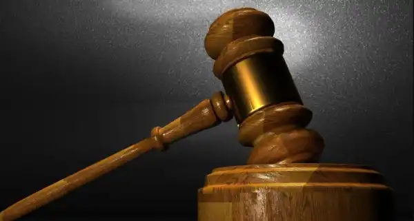 Мешканку Львова позбавили пенсійних виплат та зобов’язали відшкодувати державі 127 тисяч гривень: причини інциденту