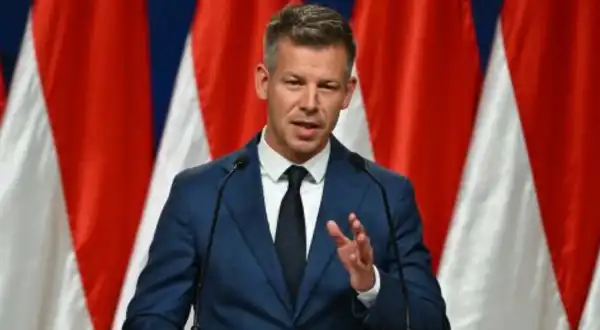 Угорщина має намір «відновити права угорців» і запропонувала Зеленському зустріч.