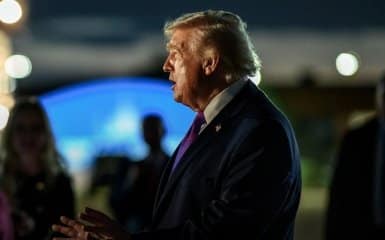 Трамп висловлює незадоволення пропозицією Ірану щодо відкриття Ормузької протоки.