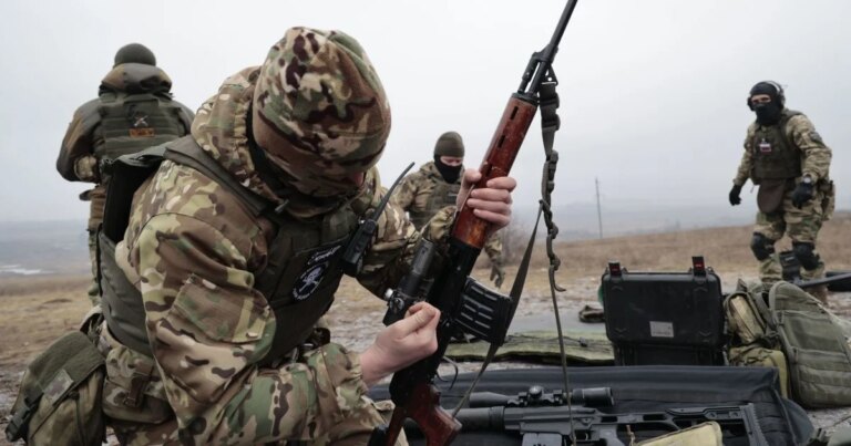 «Припиніть поїдати людей»: Sunday Times про прояви канібалізму в російській армії 13