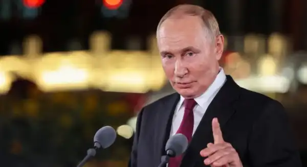 Путін відмінив конституцію РФ на старті війни: секретним указом