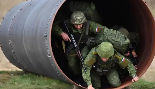 На Сумщині окупанти знову намагалися проникнути через труби: військовий поділився подробицями 3