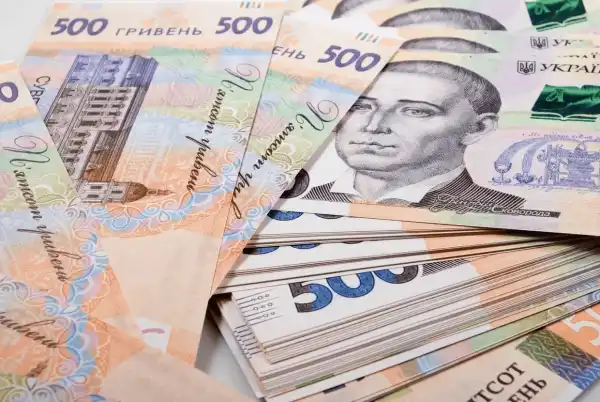 Фінанси, надходження, пенсії: які нововведення очікують на українців від першого квітня 3