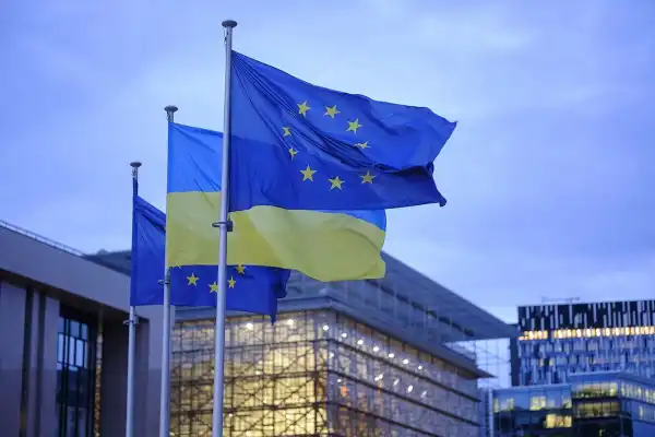 90 мільярдів від Євросоюзу: Київ не отримає кошти швидко, - Euractiv 1