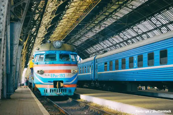 З 25 квітня вартість проїзду залізницею зазнає змін: від чого залежатиме ціна 23