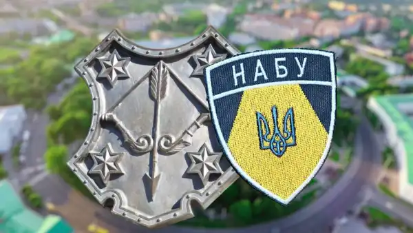 СБУшники попалися на хабарі, викрито НАБУ