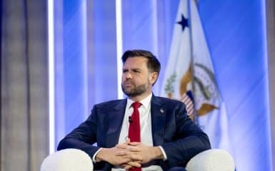 Венс запідозрив Пентагон у неправдивих заявах щодо близькосхідного конфлікту.