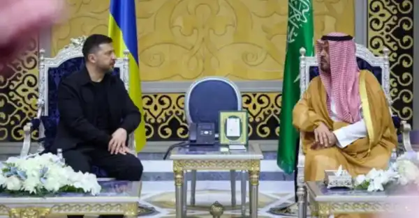Зеленський розповів, що партнери просили щодо війни в Ірані 23