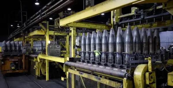 Українські війська стикаються з дефіцитом коштів у чеській ініціативі щодо придбання боєприпасів. 4