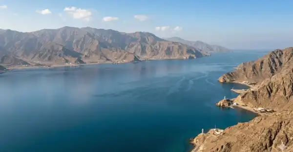 Українських операторів дронів закликали “розблокувати” Ормузьку протоку для безперешкодного проходу суден.