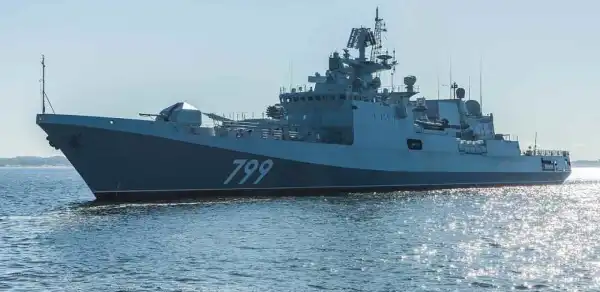 Військовий експерт: Збройні сили України уразили російський фрегат "Адмірал Макаров" 3