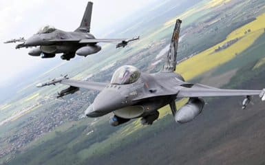 Польські винищувачі F-16 перехопили два російських Су-30 над Балтійським морем.