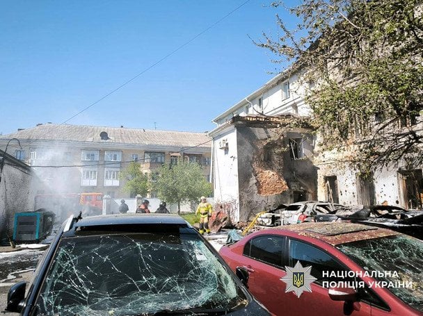 Росія весь день знищує мирне населення: жертвами стали понад 20 осіб, ще близько сотні зазнали поранень. 10