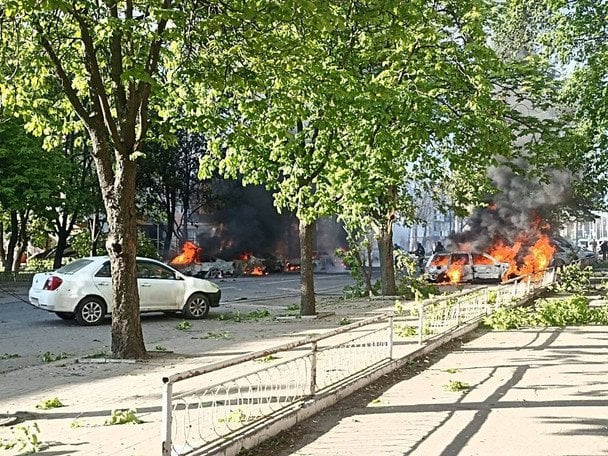 Росія весь день знищує мирне населення: жертвами стали понад 20 осіб, ще близько сотні зазнали поранень. 6