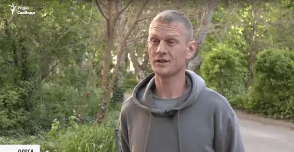 Головна 46 «Побили і запхали в мікроавтобус»: захисник, якого визволили…