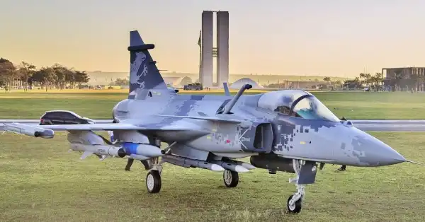 Шведські винищувачі Gripen для України: експерт про зовсім інший рівень атаки на росіян 15 Шведські винищувачі Gripen для України: експерт про зовсім інший рівень атаки на росіян 15