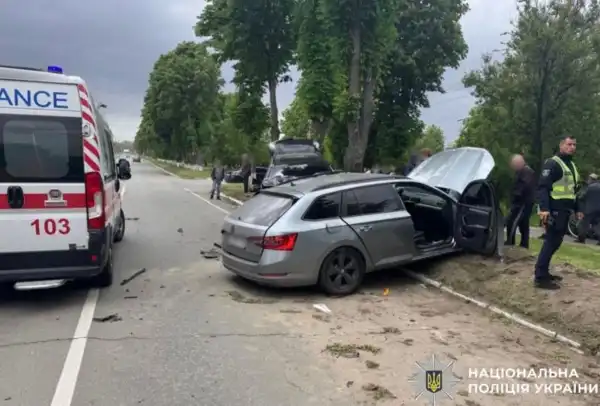 Автомобіль BMW, керований підлітком, зіткнувся зі Skoda: в&hellip;