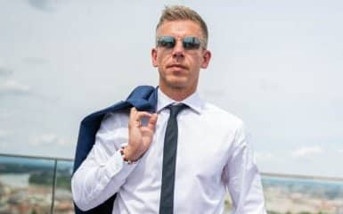 Головна 22 Петер Мадяр: Новий лідер Угорщини на чолі уряду — відео