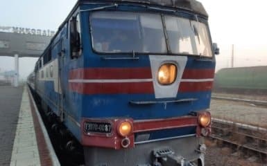 Головна 27 Російські дрони атакували потяг у Миколаївській області.