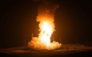 США успішно випробували міжконтинентальну балістичну ракету Minuteman III 17 США успішно випробували міжконтинентальну балістичну ракету Minuteman III 17
