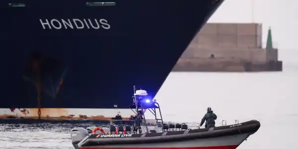 Головна 62 Нові пасажири круїзного лайнера MV Hondius виявили симптоми…