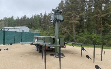 Естонія розмістила на кордоні з Росією перші стаціонарні пристрої для відстеження безпілотників