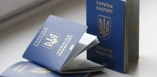 Стає легше оформити український закордонний паспорт, — Сибіга 1 Стає легше оформити український закордонний паспорт, — Сибіга 1