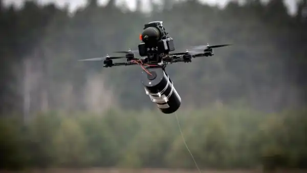 Головна 25 Колишній глава МІ-6 назвав кількість втрат на фронті, спричинених дронами